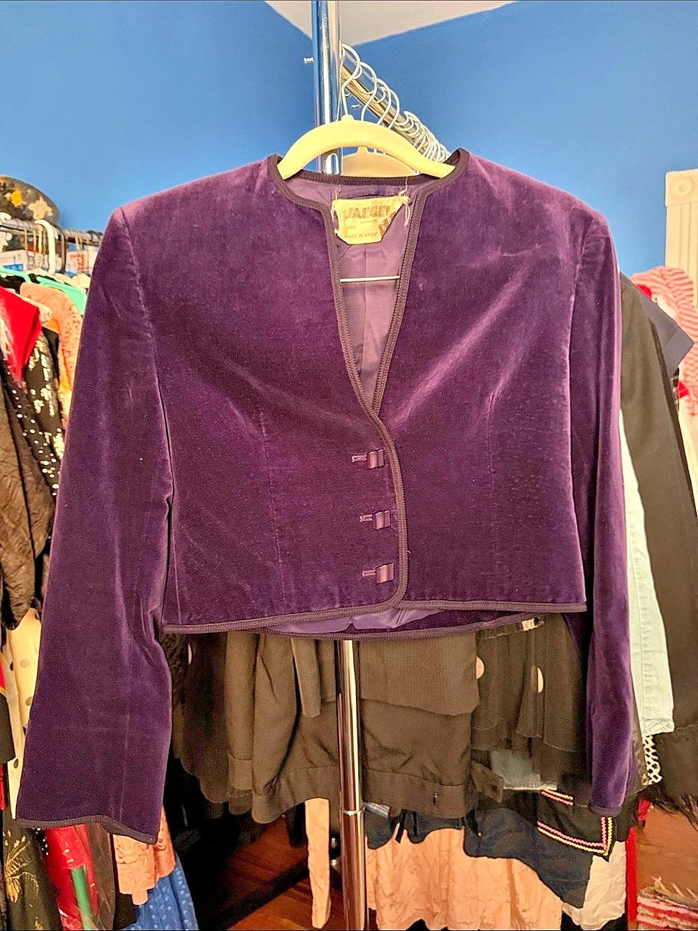 JAEGER Vintage Purple Velvet Cropped Jacket Purple Size 8